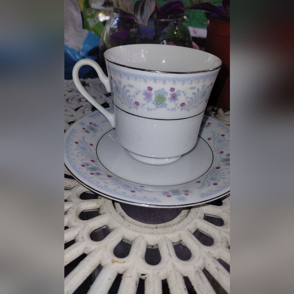 Tea cup set